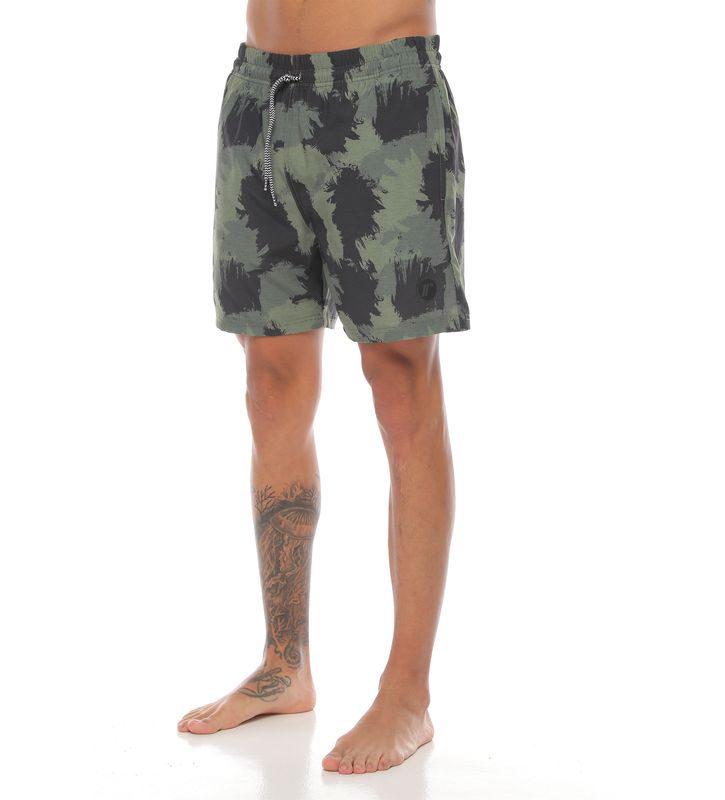 pantaloneta corta de playa color verde militar para hombre