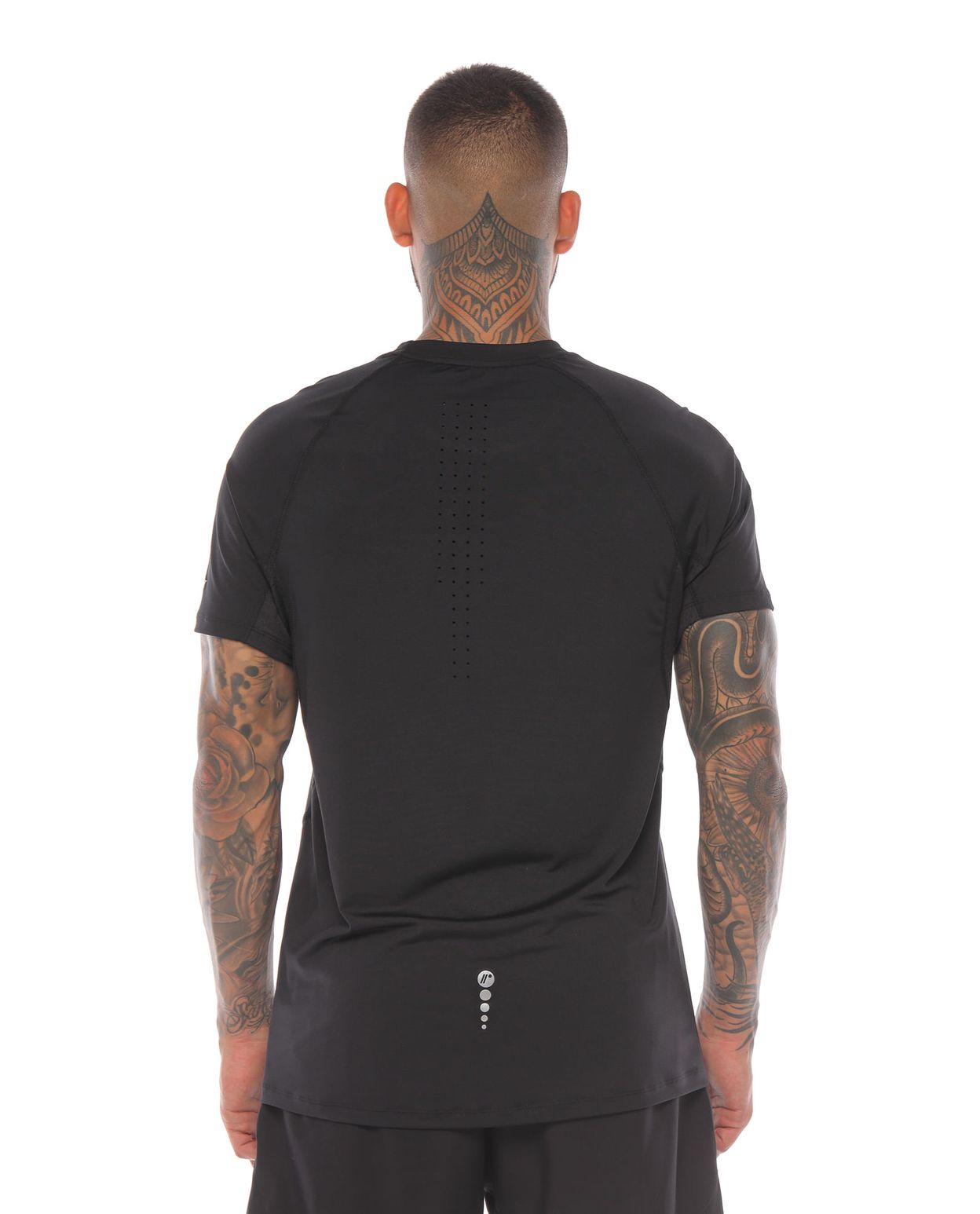 camiseta deportiva manga corta color negro para hombre parte trasera