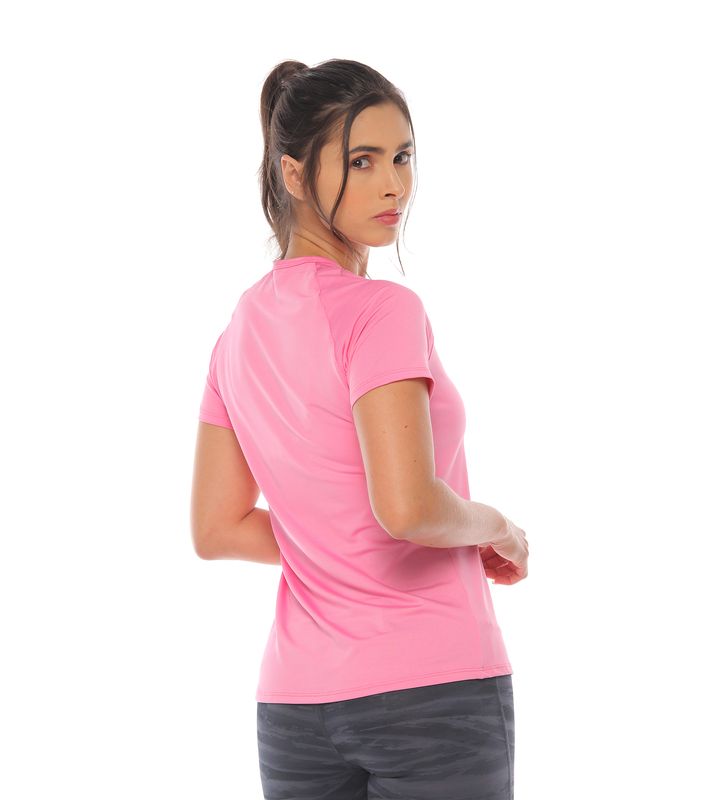 camiseta deportiva manga corta para mujer color rosado parte trasera