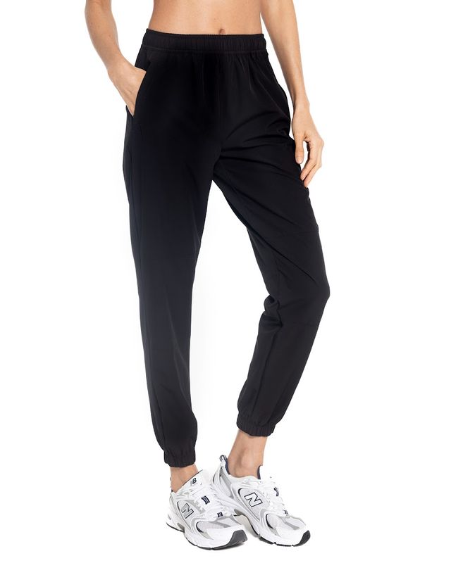 PANTALON-TIPO-JOGGER