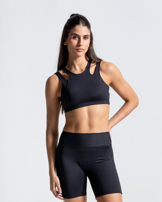 98333-TOP-CON-BLOQUES-CRUZADOS-NEGRO-Mujer-Crop-Tops-y-Tops-Racketball-7701650967226-1