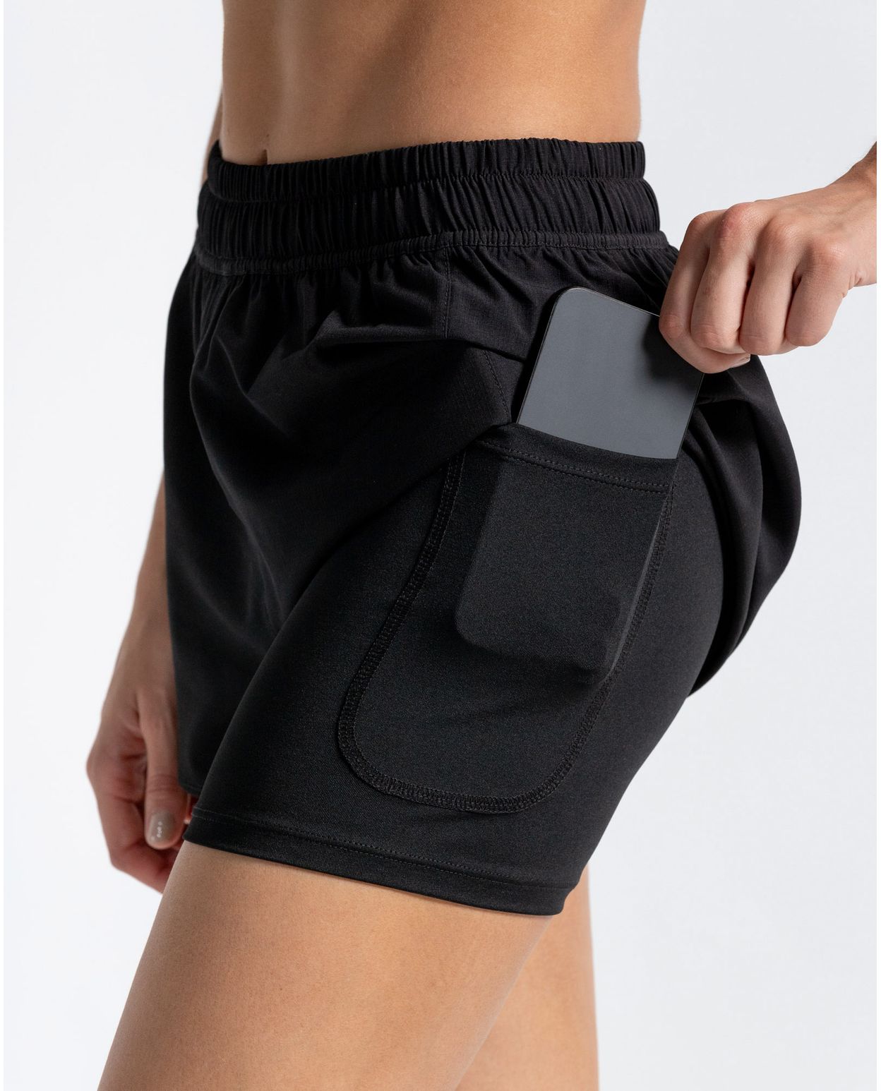 43259-PANTALONETA-RUNNING-DEPORTIVA-NEGRO-MUJER-SHORTS-RACKETBALL-7701650928111-2.jpg