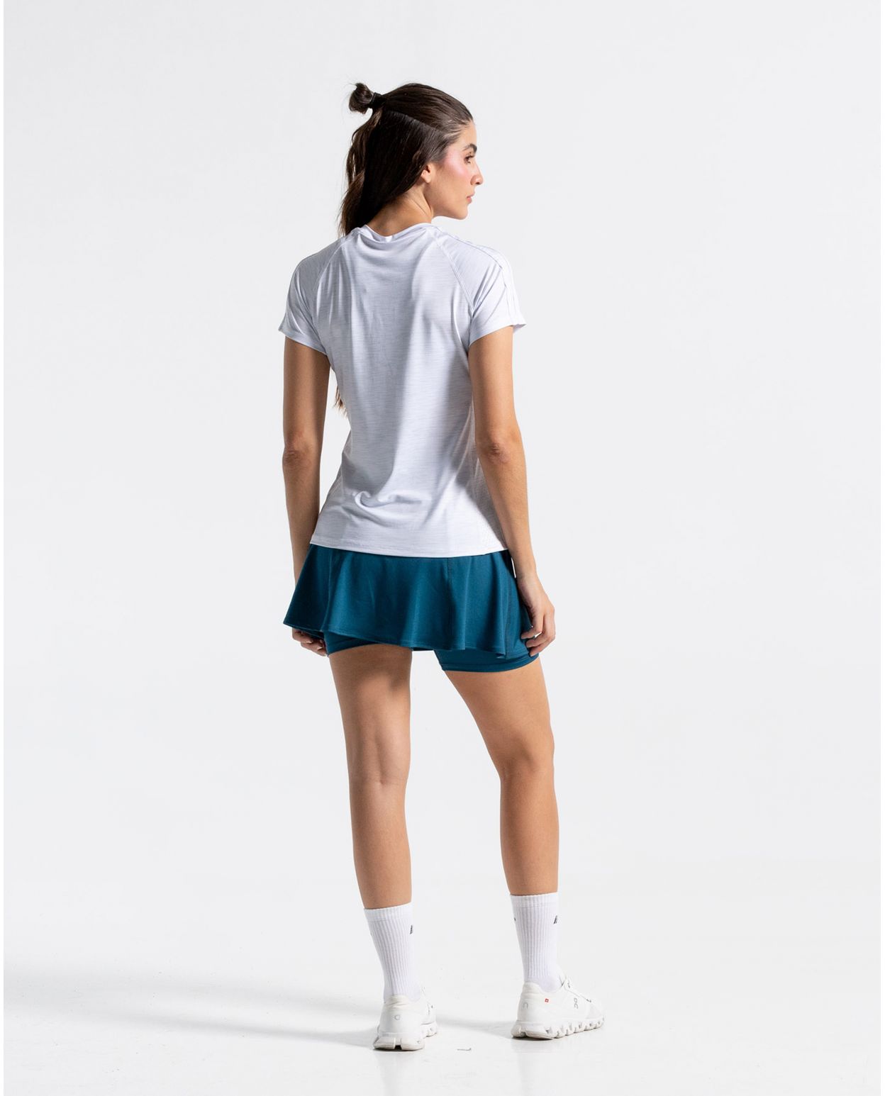 97334-1-CAMISETA-CUELLO-V-BLANCO-JASPE-Mujer-Camisetas-Racketball-7701650859750-6.jpg