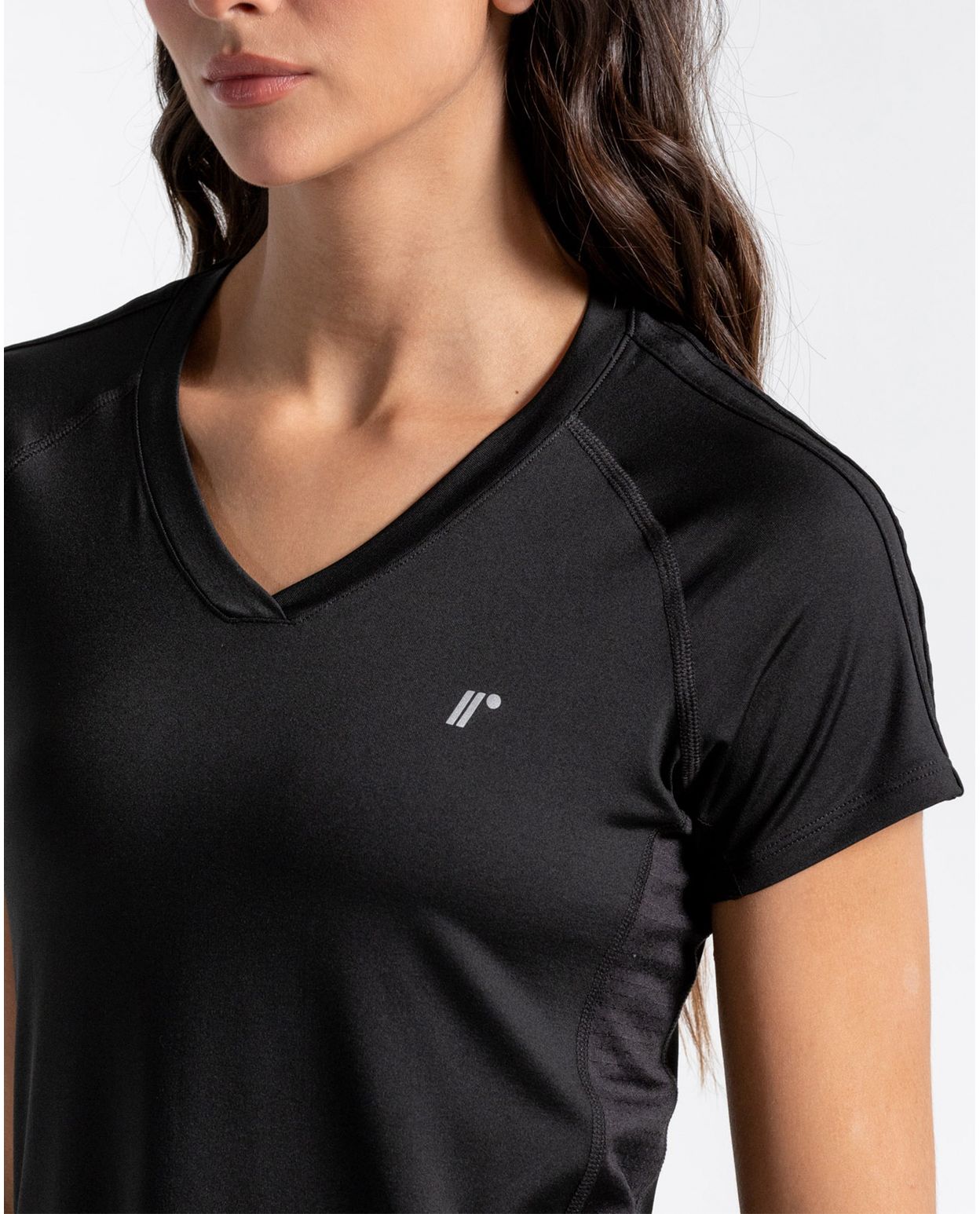 97334-1-CAMISETA-CUELLO-V-NEGRO-Mujer-Camisetas-Racketball-7701650923666-2.jpg