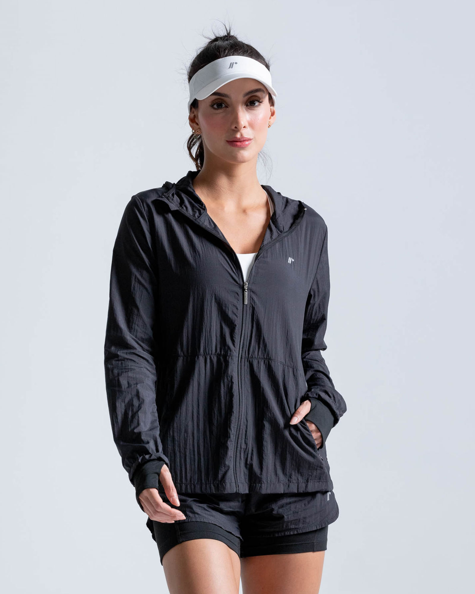 97404-1-Chaqueta-Rompeviento-NEGRO-Mujer-Chaquetas-y-Buzos-Racketball-7701650875156-1.jpg