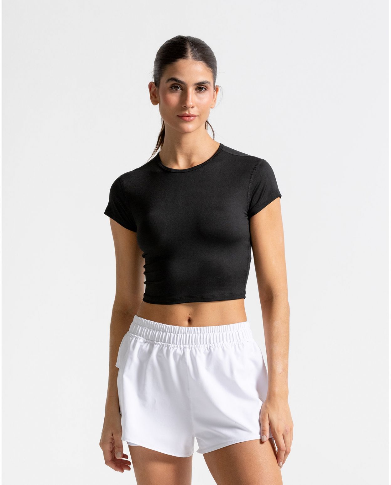 98307-CROP-TOP-MANGA-CORTA-NEGRO-MUJER-CAMISETAS-Y-TOPS-RACKETBALL-7701650936437-1.jpg