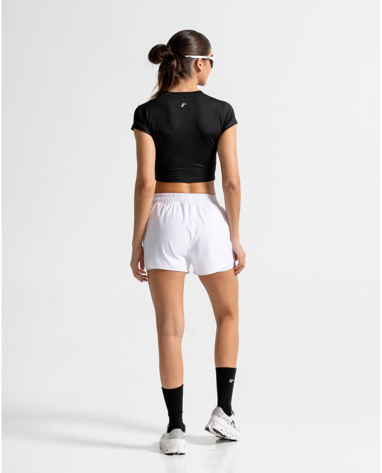 98307-CROP-TOP-MANGA-CORTA-NEGRO-MUJER-CAMISETAS-Y-TOPS-RACKETBALL-7701650936437-6.jpg