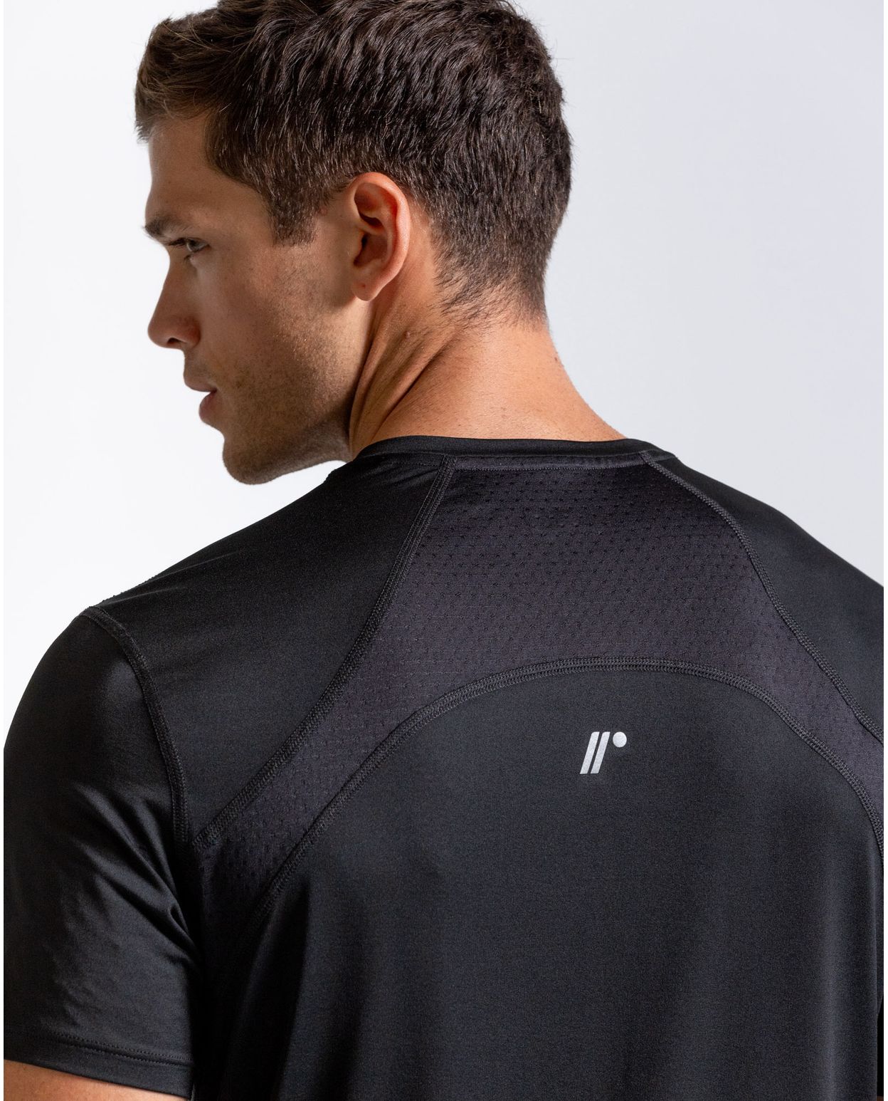 04939-CAMISETA-DEPORTIVA-CUELLO-REDONDO-NEGRO-Hombre-Camisetas-Racketball-7701650971230-2.jpg