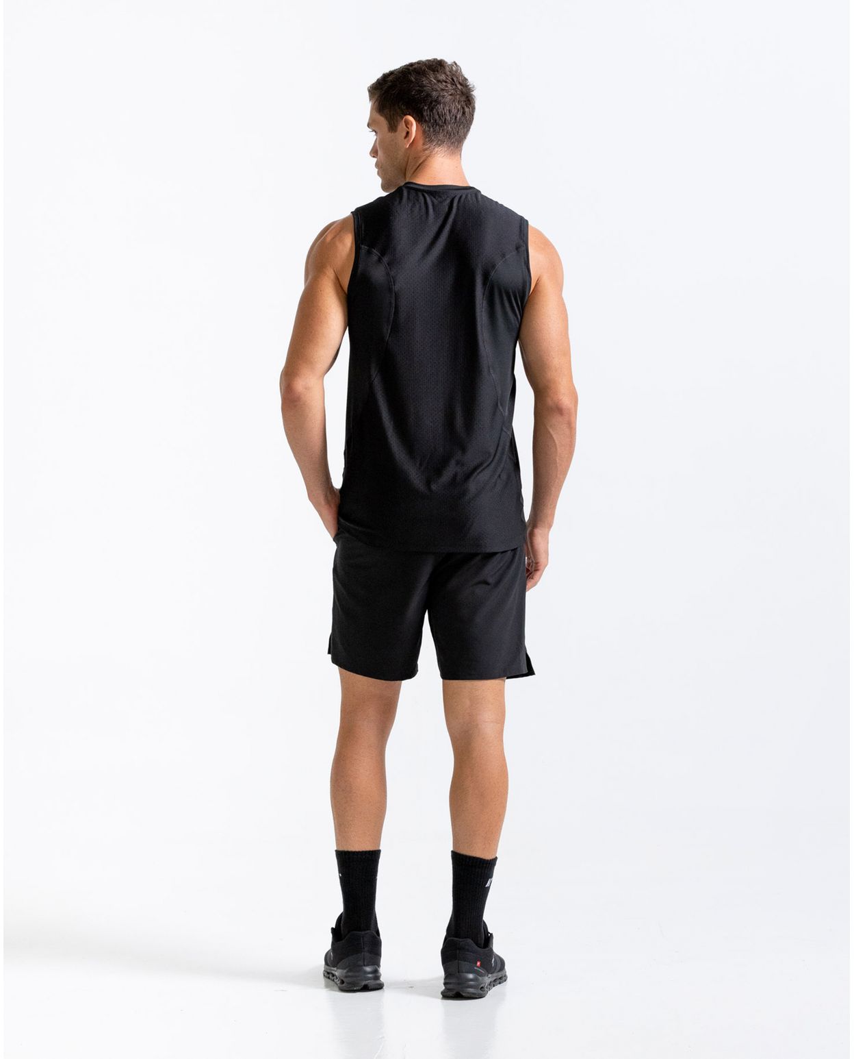 21713-PANTALONETA-DEPORTIVA-NEGRO-HOMBRE-PANTALONETAS-RACKETBALL-7701650930060-6.jpg