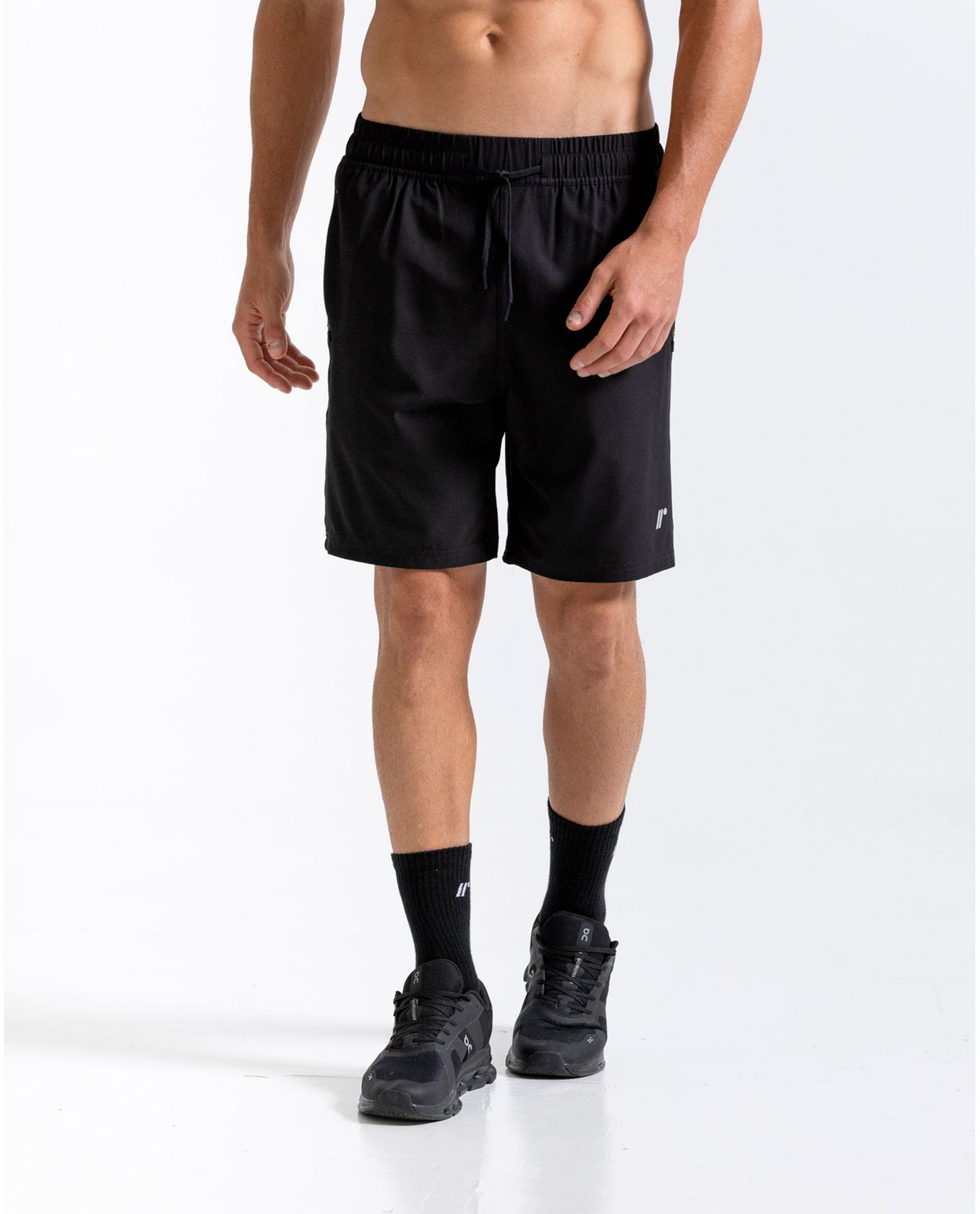 21714-PANTALONETA-DEPORTIVA-NEGRONEGRO-HOMBRE-PANTALONETAS-RACKETBALL-7701650928395-1.jpg