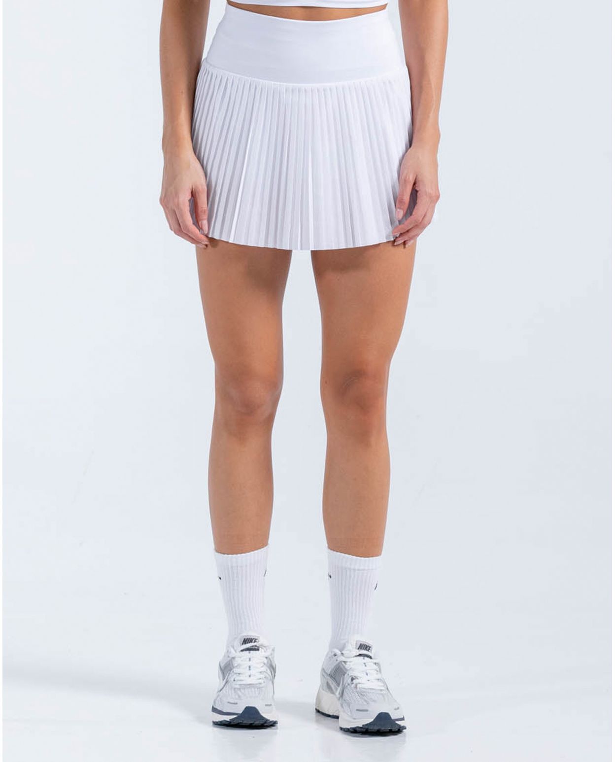 43457-Falda-Plisada-Vital-Con-Biker-Interno-BLANCO-Mujer-Faldas-Racketball-1.jpg